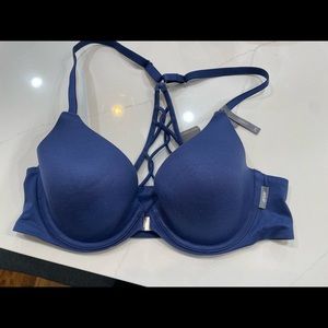 Brand new aerie bra. NOT push up.